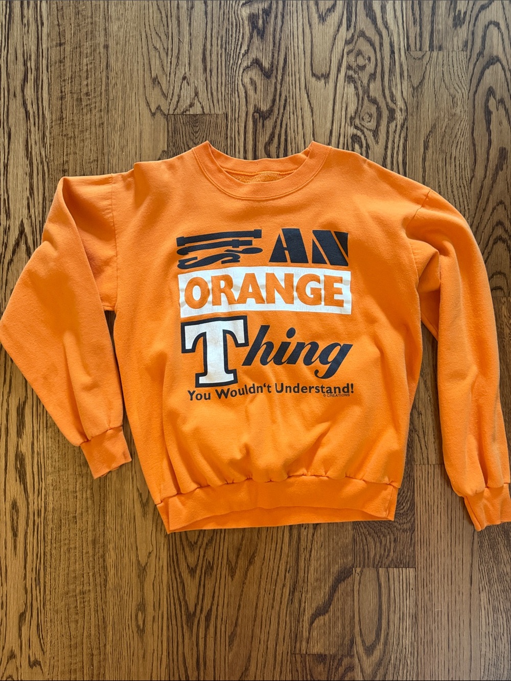 Vintage University of Tennessee Vols sweat shirt Orange Graphic Sweatshirt